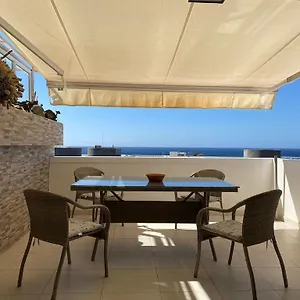 Casa Del Arbol Puerto del Carmen (Lanzarote)